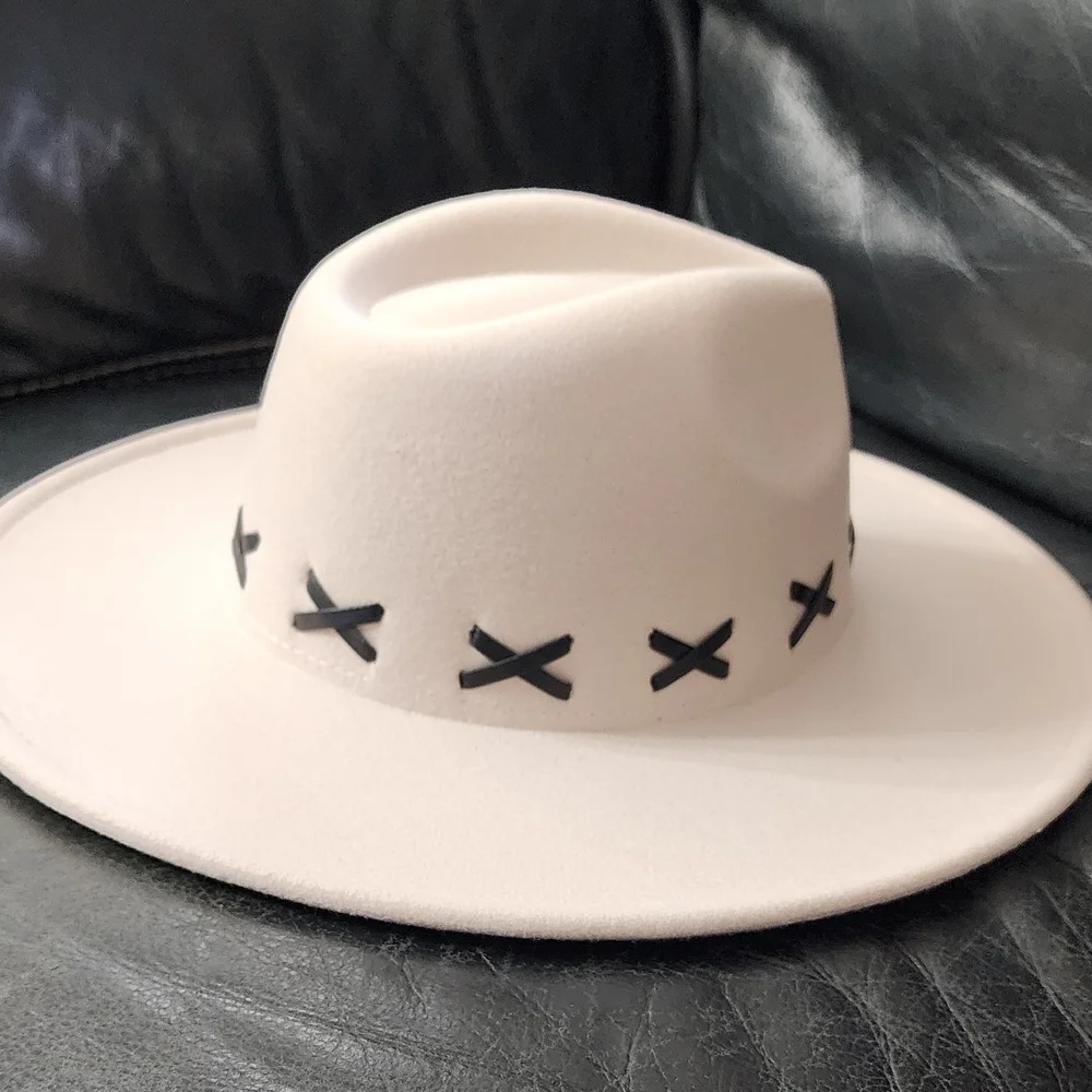 Buckle Cream Hat with Black Accents - Picture 3 of 7